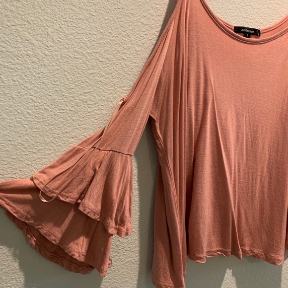 Cold-Shoulder Top - Picture 5 of 7